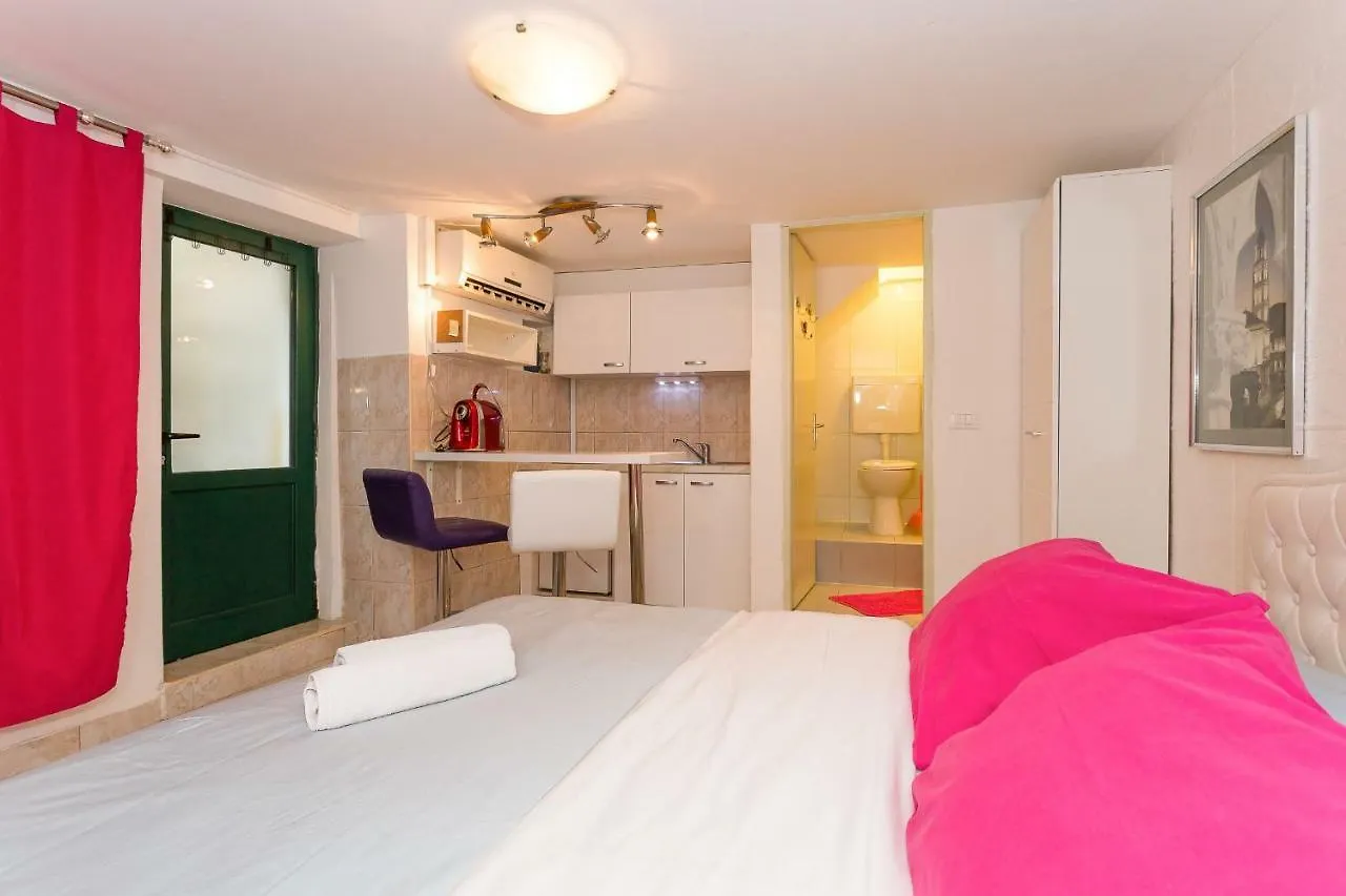 Studio Varos Split Apartman