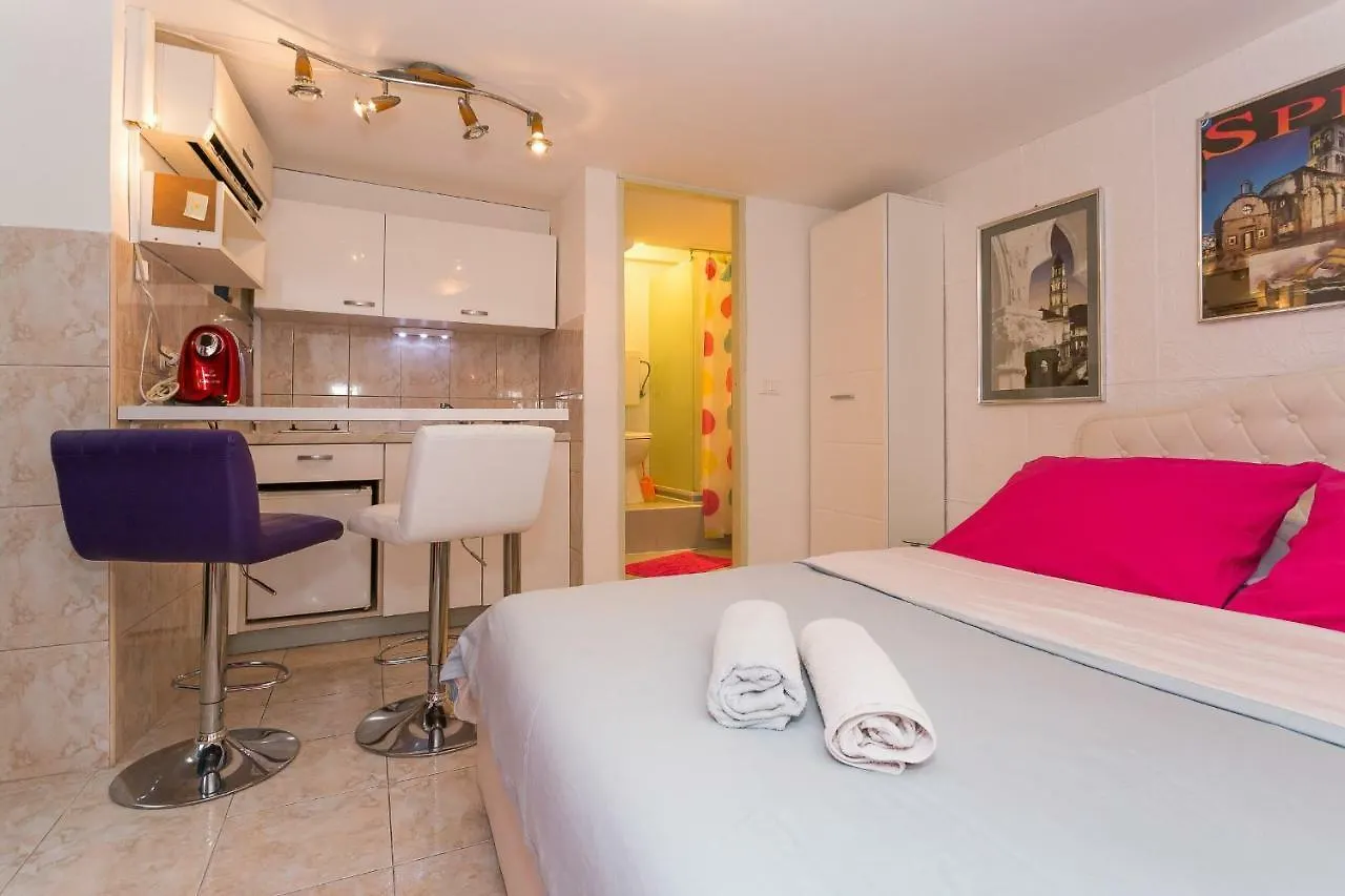 Apartman Studio Varos Split